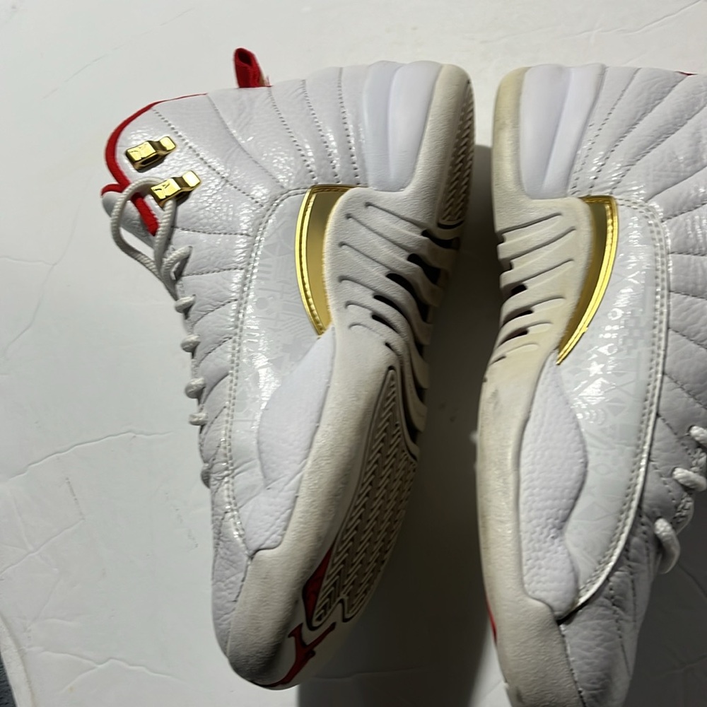 Air Jordan 12 Retro FIBA size 7 youth good condition small wear - Picture 8 of 12